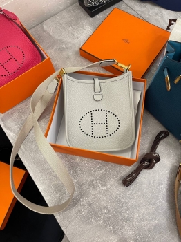 Сумка женская Evelyne mini Hermes Артикул BMS-133504. Вид 1