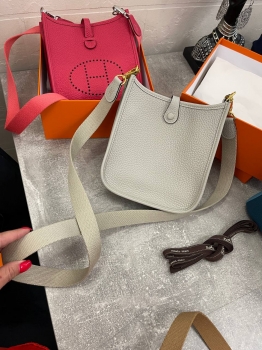 Сумка женская Evelyne mini Hermes Артикул BMS-133504. Вид 2
