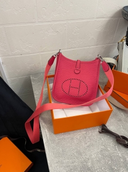 Сумка женская Evelyne mini Hermes Артикул BMS-133505. Вид 1