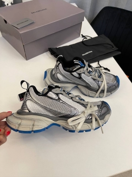 Кроссовки  Balenciaga Артикул BMS-133588. Вид 3