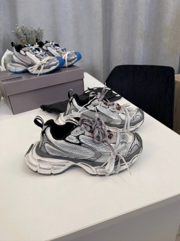 Кроссовки  Balenciaga Артикул BMS-133587. Вид 1