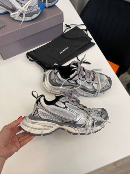 Кроссовки  Balenciaga Артикул BMS-133587. Вид 3