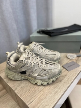Кроссовки  Balenciaga Артикул BMS-133585. Вид 1
