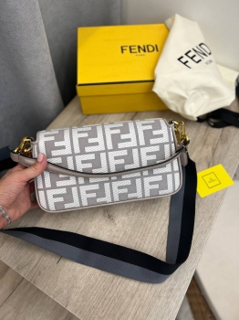 Сумка женская Fendi Артикул BMS-133620. Вид 5