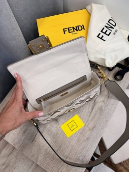 Сумка женская Fendi Артикул BMS-133619. Вид 4