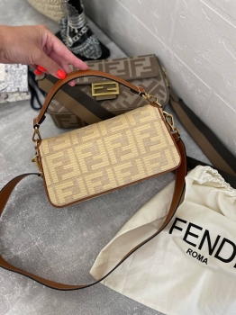 Сумка женская Fendi Артикул BMS-133631. Вид 3