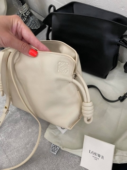 Сумка женская Loewe Артикул BMS-133636. Вид 4