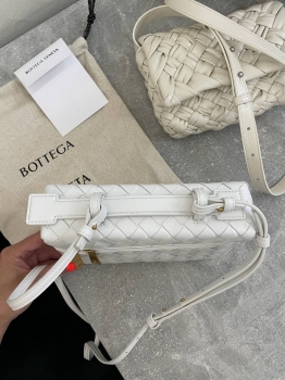 Сумка женская Bottega Veneta Артикул BMS-133807. Вид 2