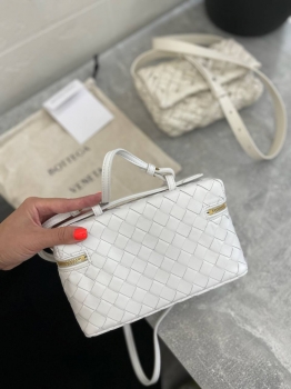 Сумка женская Bottega Veneta Артикул BMS-133807. Вид 3