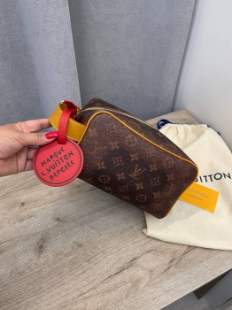 Косметичка Louis Vuitton Артикул BMS-133812. Вид 1