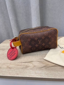 Косметичка Louis Vuitton Артикул BMS-133812. Вид 8