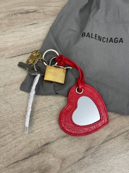 Брелок  Balenciaga Артикул BMS-133815. Вид 1
