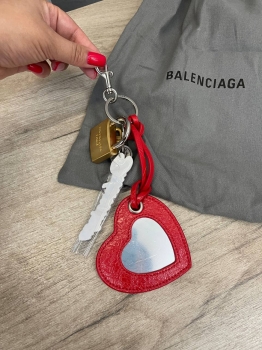 Брелок  Balenciaga Артикул BMS-133815. Вид 2