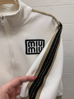 Костюм Miu Miu Артикул BMS-133837. Вид 2
