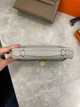 Сумка женская   Kelly Pochette  Swift Leather Hermes Артикул BMS-133909. Вид 4