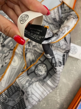 Платок Hermes Артикул BMS-133923. Вид 3