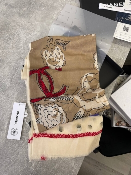 Платок Chanel Артикул BMS-133929. Вид 1