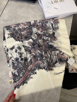 Платок  Christian Dior Артикул BMS-133925. Вид 2