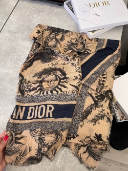 Платок Christian Dior Артикул BMS-133930. Вид 3