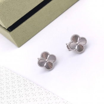 Серьги Van Cleef Артикул BMS-133967. Вид 1
