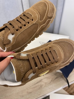 Кроссовки Prada Артикул BMS-134090. Вид 3