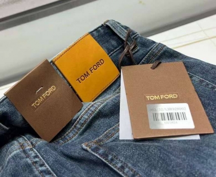 Джинсы  Tom Ford Артикул BMS-134095. Вид 3