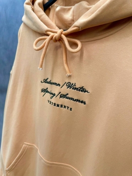 Худи  Vetements Артикул BMS-134120. Вид 2