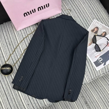 Жакет  Miu Miu Артикул BMS-134154. Вид 3