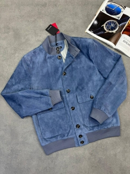 Бомбер из натуральной замши Kiton Артикул BMS-134173. Вид 1