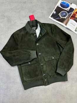 Бомбер из натуральной замши Kiton Артикул BMS-134172. Вид 1