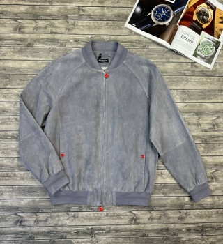 Бомбер из натуральной замши  Kiton Артикул BMS-134336. Вид 1