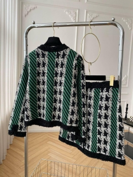  Костюм женский Chanel Артикул BMS-134394. Вид 4