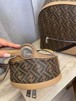 Рюкзак Fendi Артикул BMS-134446. Вид 3