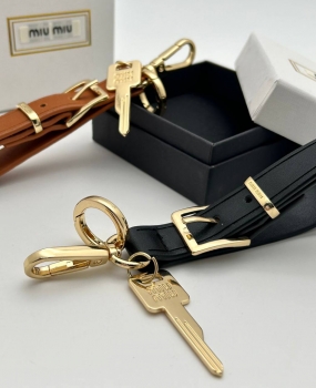 Брелок Miu Miu Артикул BMS-134787. Вид 2