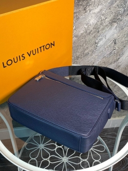 Мессенджер  Louis Vuitton Артикул BMS-134884. Вид 3