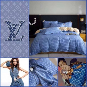 Комплект постельного белья Louis Vuitton Артикул BMS-134922. Вид 1