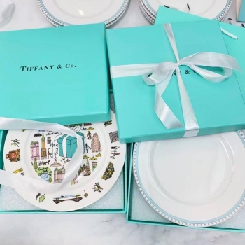 Набор из 2-х тарелок  Tiffany&Co Артикул BMS-134942. Вид 1