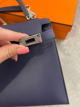 Сумка женская   Kelly, 25, PHW Epsom leather Hermes Артикул BMS-135002. Вид 4