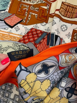 Платок 140*140 Louis Vuitton Артикул BMS-135046. Вид 4