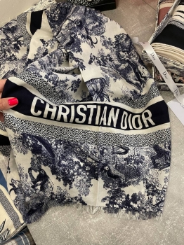 Платок 140*140 Christian Dior Артикул BMS-135058. Вид 2