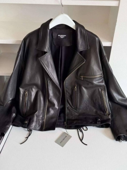 Кожаная куртка Balenciaga Артикул BMS-135154. Вид 1
