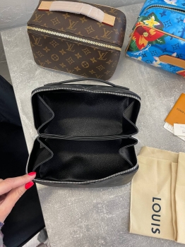 Несессер Louis Vuitton Артикул BMS-136940. Вид 4