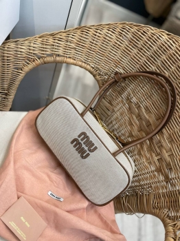 Сумка женская Miu Miu Артикул BMS-135233. Вид 1