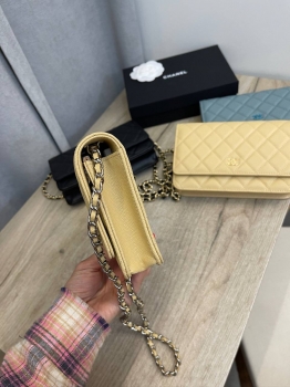 Сумка женская  Chanel Артикул BMS-135343. Вид 4