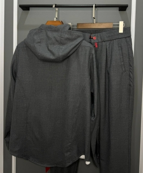 Костюм мужской Kiton Артикул BMS-135352. Вид 2