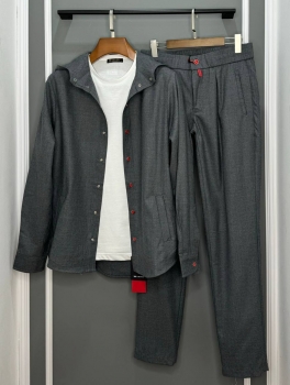 Костюм мужской Kiton Артикул BMS-135352. Вид 1