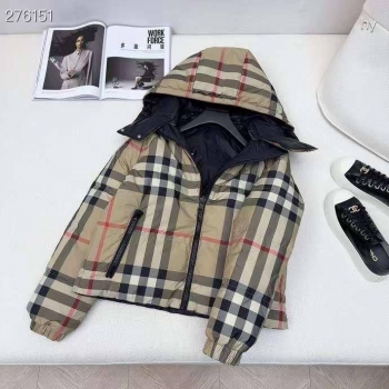 Пуховик Burberry Артикул BMS-135525. Вид 3