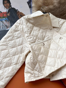 Куртка женская Prada Артикул BMS-135544. Вид 2