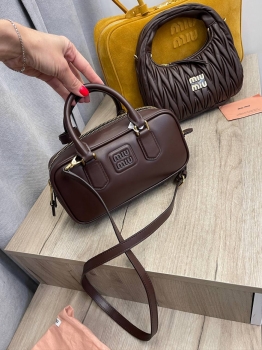 Сумка женская Miu Miu Артикул BMS-135569. Вид 1