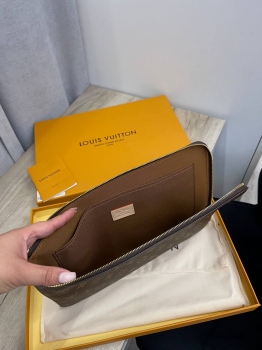Папка 31*22 см Louis Vuitton Артикул BMS-135594. Вид 4